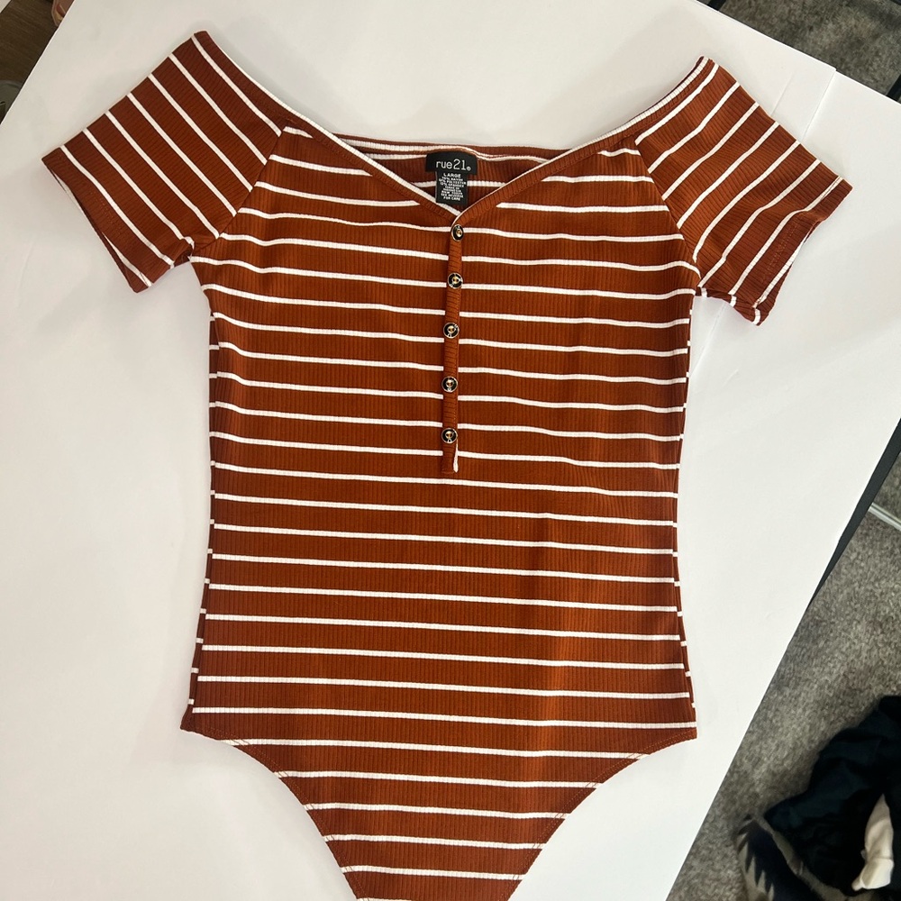 Bodysuit from RUE21 - Picture 1 of 9